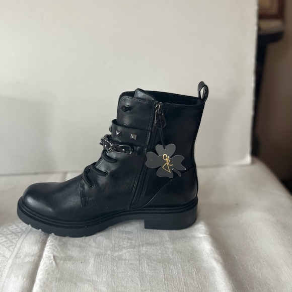 Marco Tozzi combat boots chains buckle studs size 38 black NWOB - Picture 3 of 8